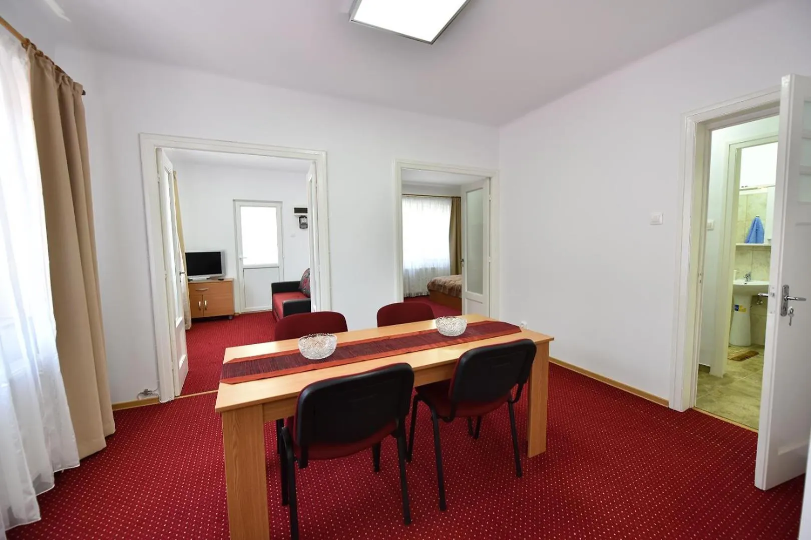 Marcos Studio Apartment Bucharest